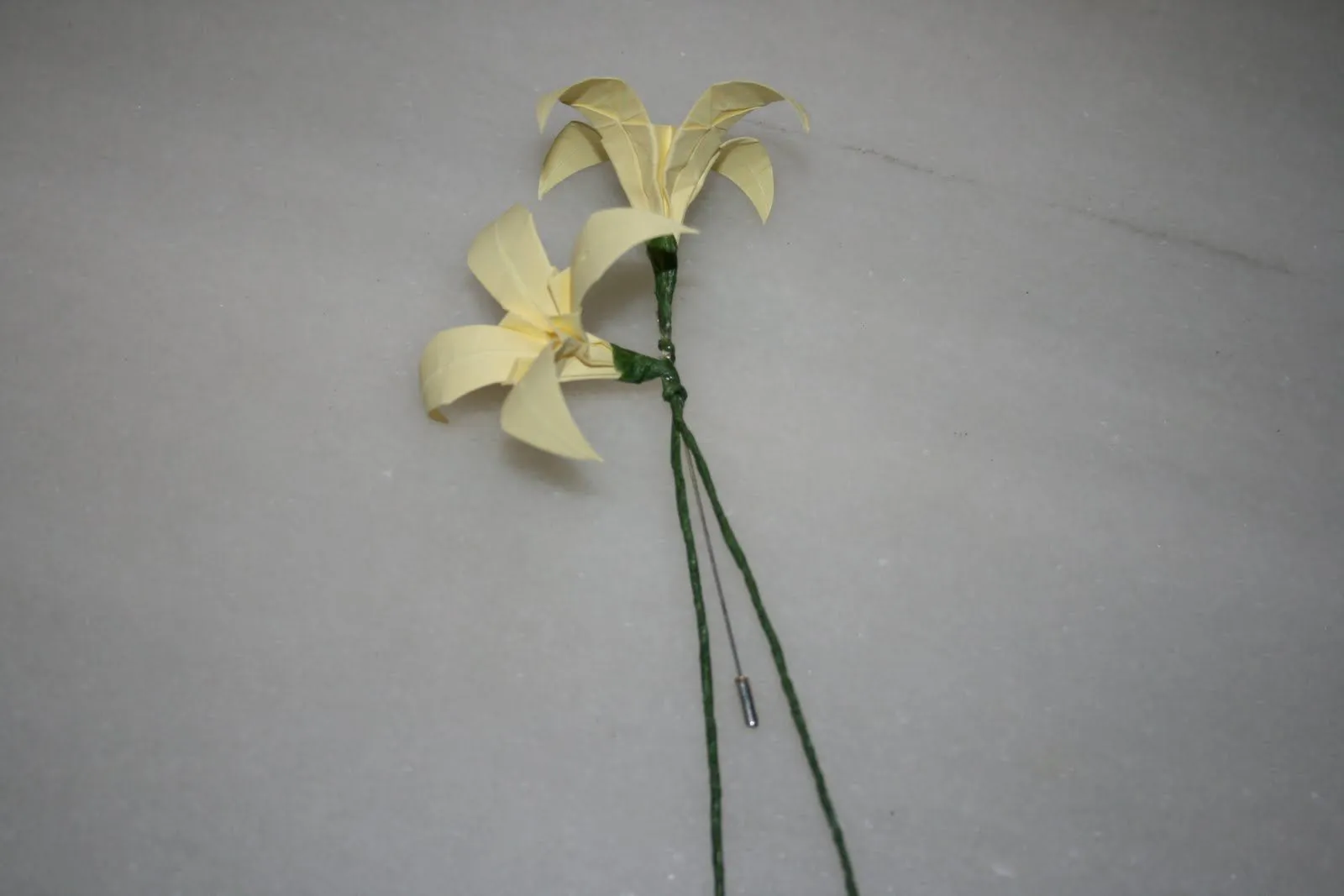 MartamsArt: Broche lirios origami