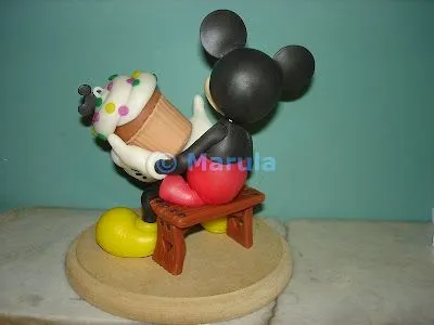 Marula Artesanías en Porcelana Fria: Adorno para Torta Mickey Mouse