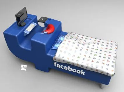 Marzua: Facebook en la cama