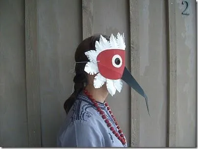 Máscara de pájaro de caja de cereales para Carnaval - Disfraz casero