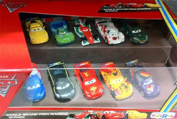 Mattel Disney Pixar CARS 2 Diecast: World Grand Prix 10-Pack ...