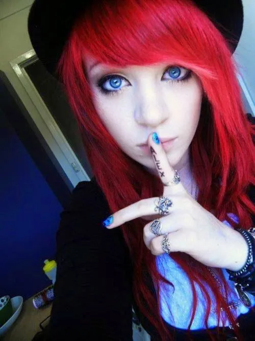 El Mayordomo de Ojos Azules (Andy Biersack y tu) El Mayordomo de Ojos Azules (Andy Biersack y tu)