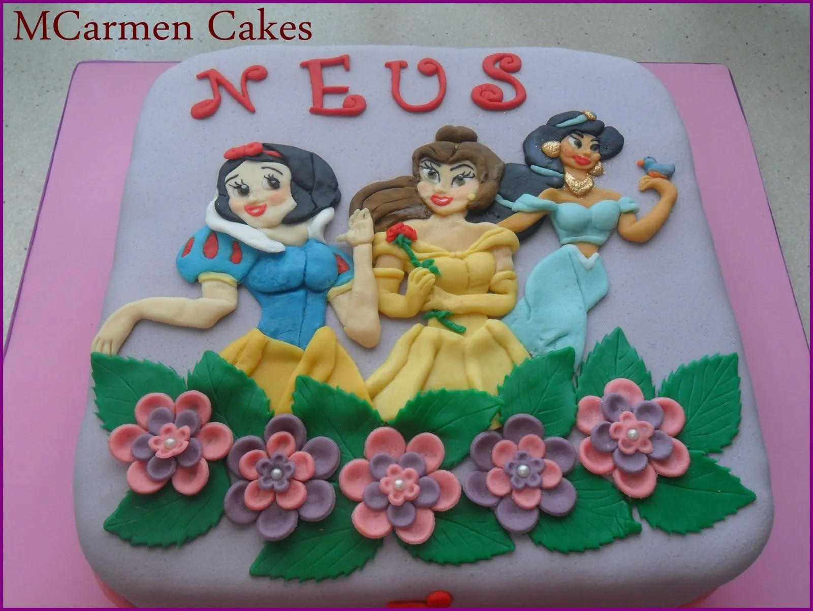 MCarmen Cakes: Tarta Princesas Disney para Neus.