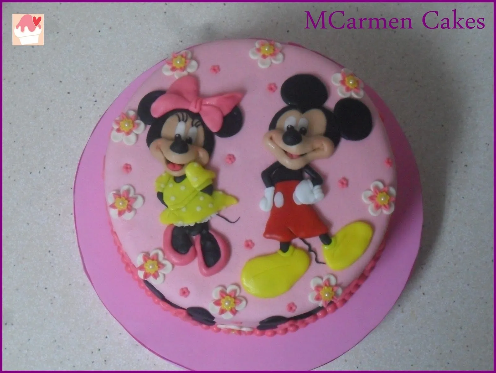 MCarmen Cakes: Tarta Minnie & Mickey Mouse.