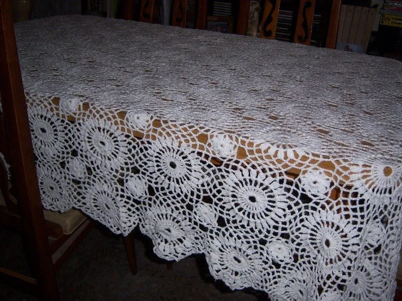 MedioCreAcción: mantel rectangular crochet