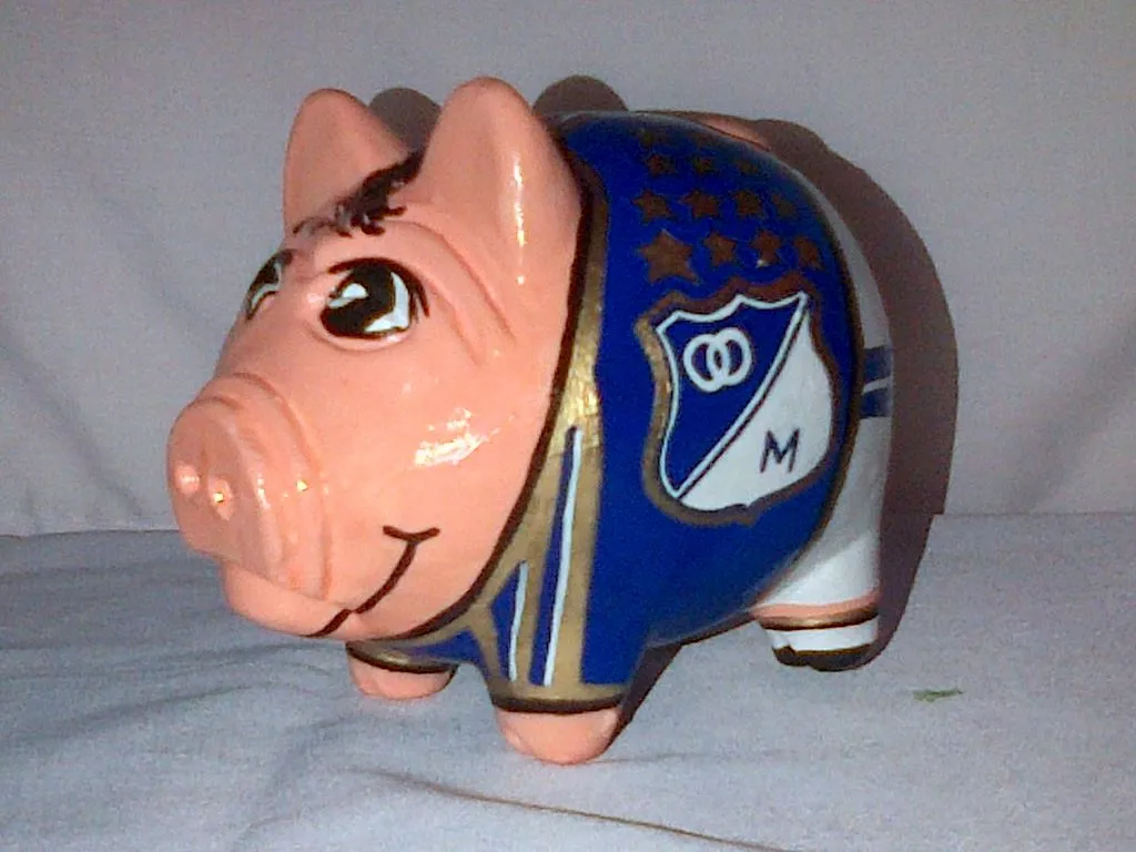 Mega-Marrano Hincha De Millos | Mega Marranos pintados