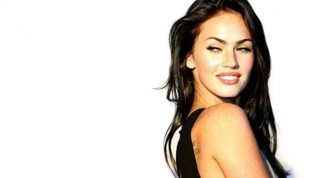 Megan Fox, mucho más que una cara bonita | VOS