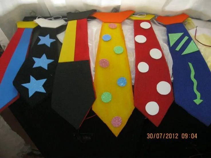 Las mejores 15 ideas de Corbatas de Fomi | corbatas de fomi, corbatas, sombreros para fiestas