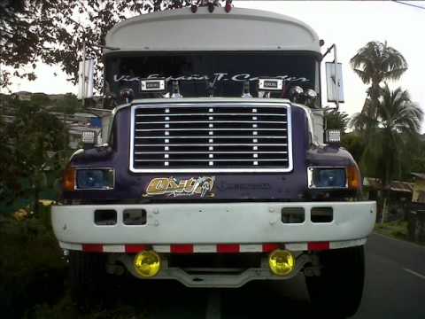 los mejores buses de panama en verano - YouTube