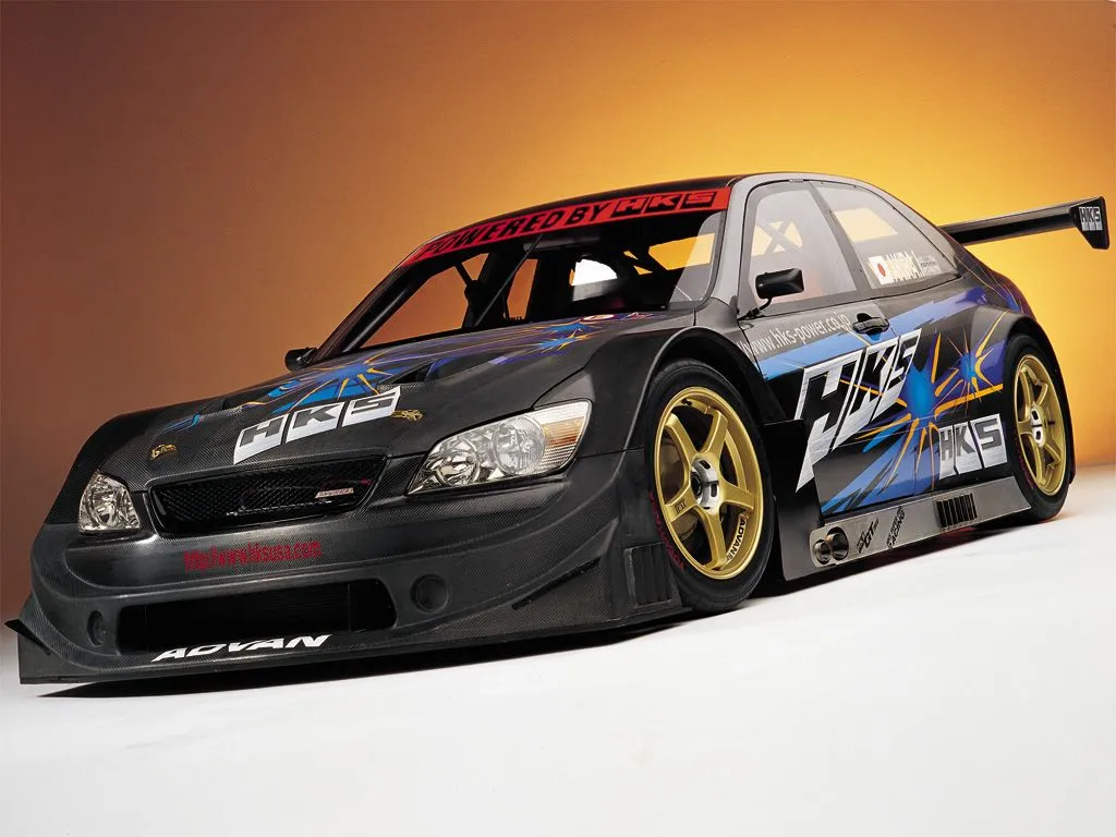 LOS MEJORES COCHES TUNING 2013