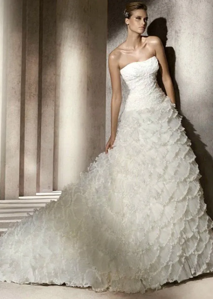 Los mejores vestidos de novia de las 7 colecciones de Pronovias 2012