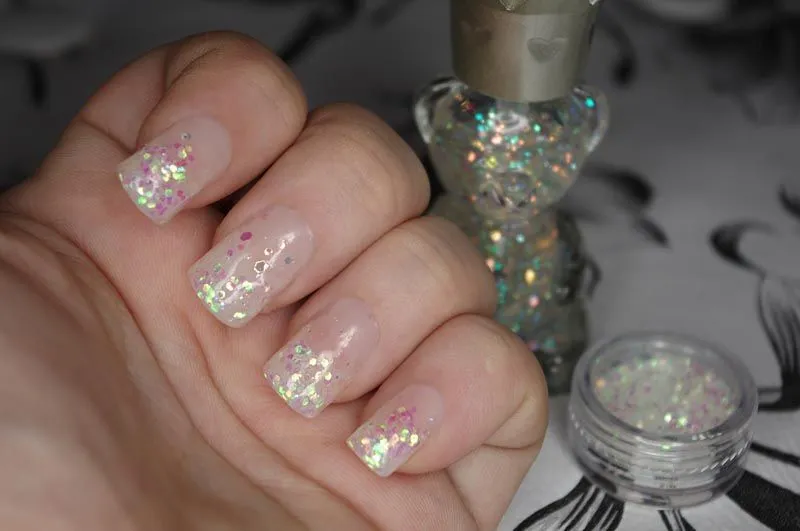 Uñas de gel decoradas y brillantes | Imagenes | Decoración y más ...