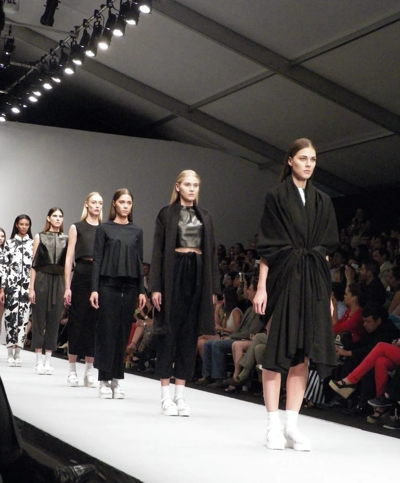 MERCEDES BENZ FASHION WEEK - Centro + Pepa Salazar + Royal Closet ...