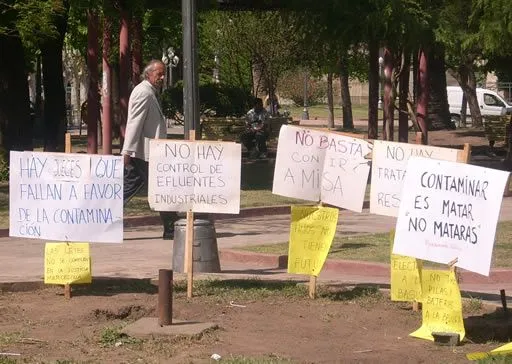 Mercedinos se manifiestan contra la contaminación - Noticias ...