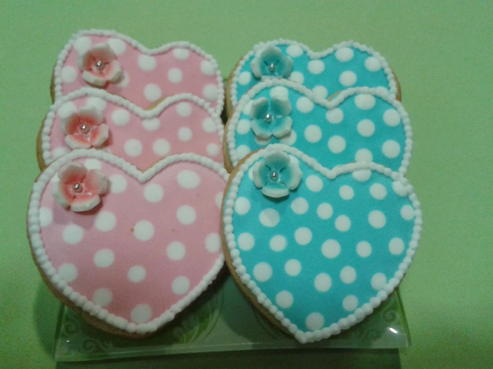 Merengue y Fresa: Galletas de Mantequilla: Corazones y Mariposas