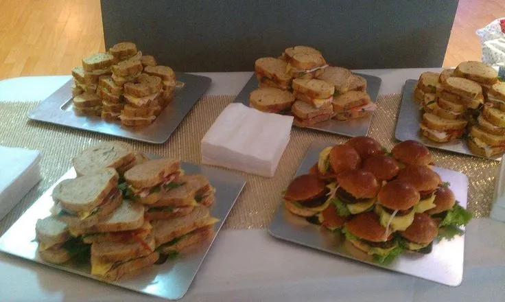 Mesa de bocadillos para eventos. | Botanas | Pinterest