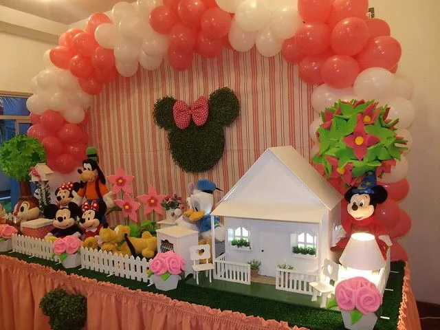 Mesa decorada Minnie Club House Disney | Flickr - Photo Sharing!