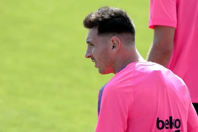 Messi estrena nuevo look ¿Te gusta? (