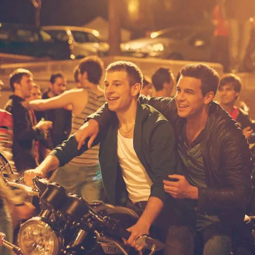 Tres metros sobre el cielo pollo - Imagui