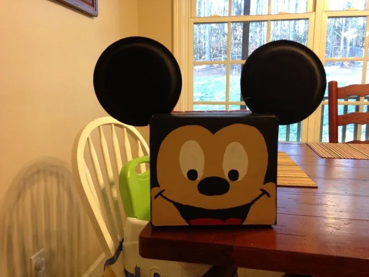 Mickey Mouse Valentines Day box | HOLIDAY - Valentines Ideas ...