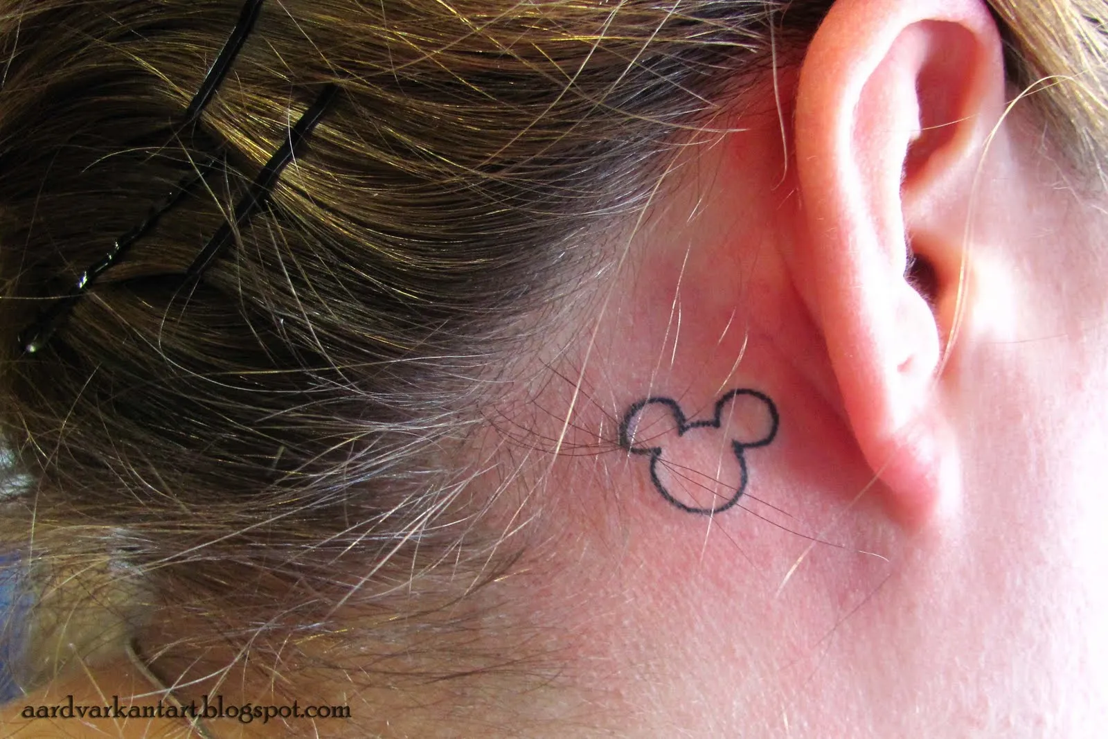 mickeymousetattoo1.jpg