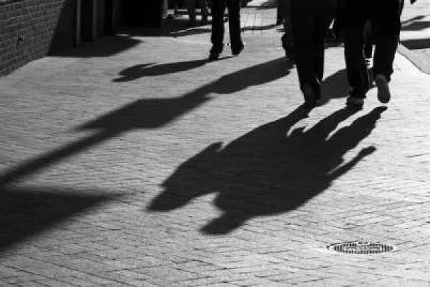 Sombras de personas - Imagui