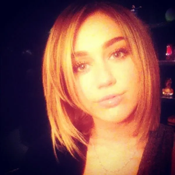 Miley Cyrus News - Unofficial Fan Blog: February 12, 2012