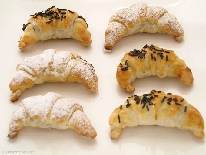 Mini croissants rellenos de chocolate, paso a paso | Recetas ...