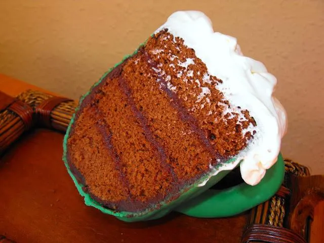 Mini tarta en forma de jarra de cerveza para celebrar el día de ...