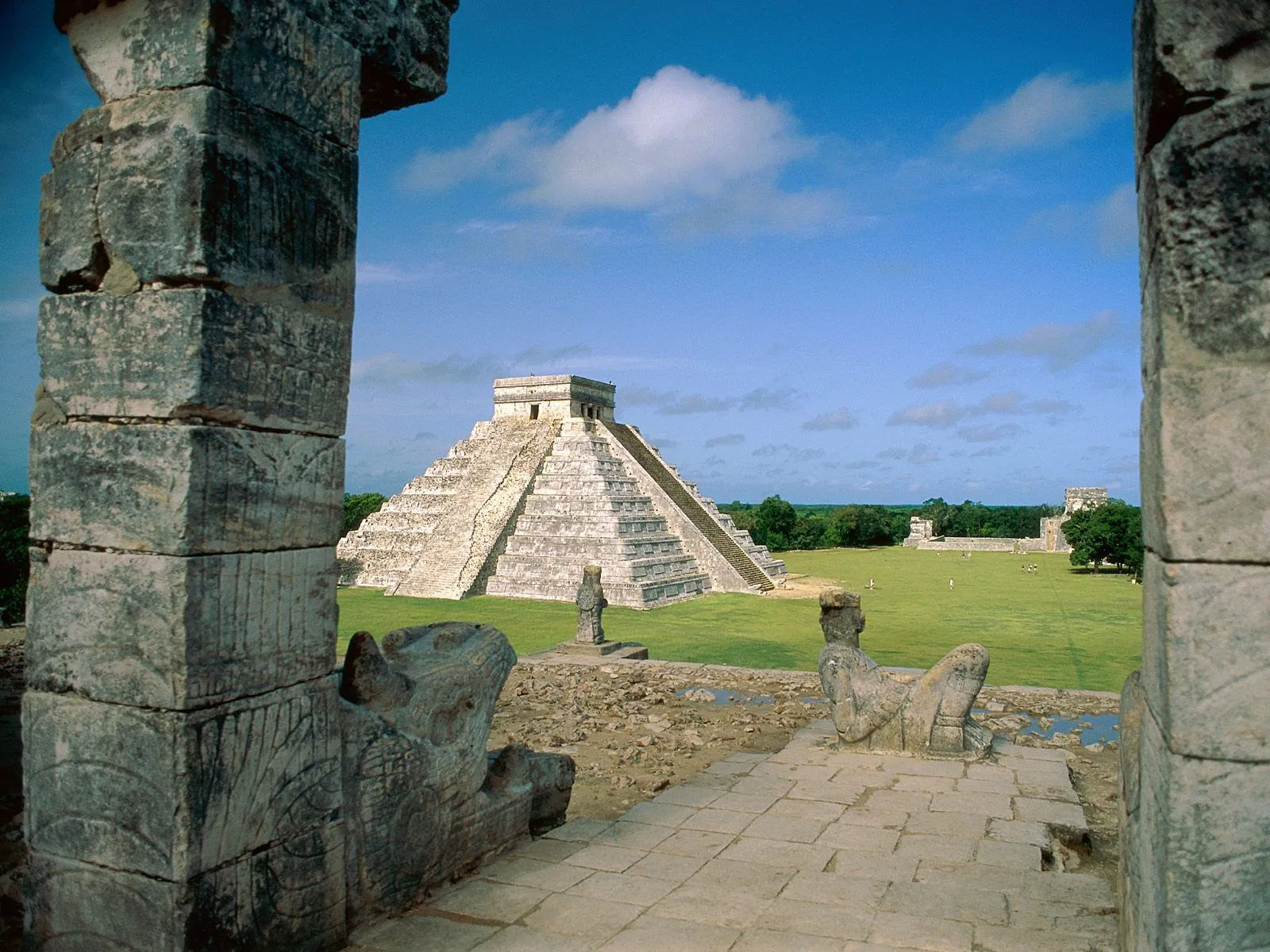 Minimalist Home Dezine: Chichen Itza - New Seven Wonders of the World