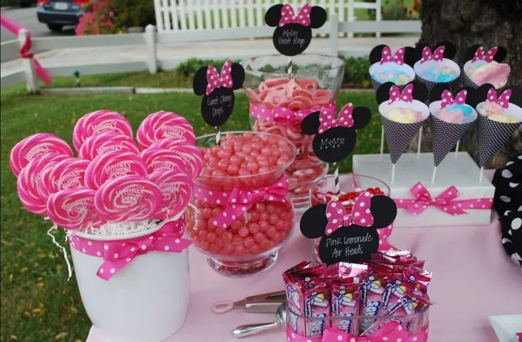 minnie mouse candy table | Mickey Mouse Birthday Party | Pinterest