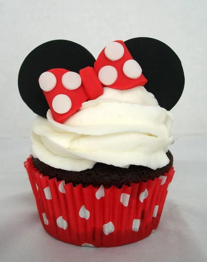 Minnie Mouse Cupcake | Cakes & Party Ideas | Pinterest