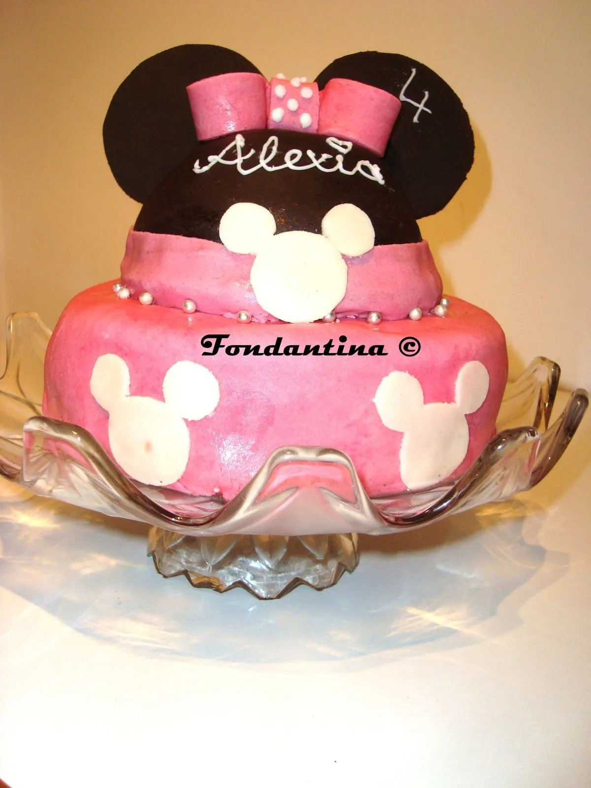 Minnie Mouse torta - GasztroBlogok.