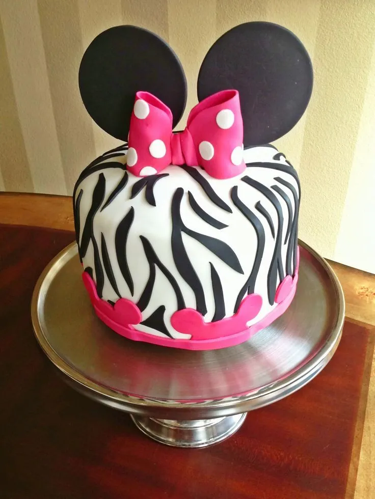 Minnie Mouse Zebra Cake | Cakes | Pinterest