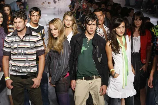 Moda Juvenil: Un Cambio De Como Era Antes A Ahora