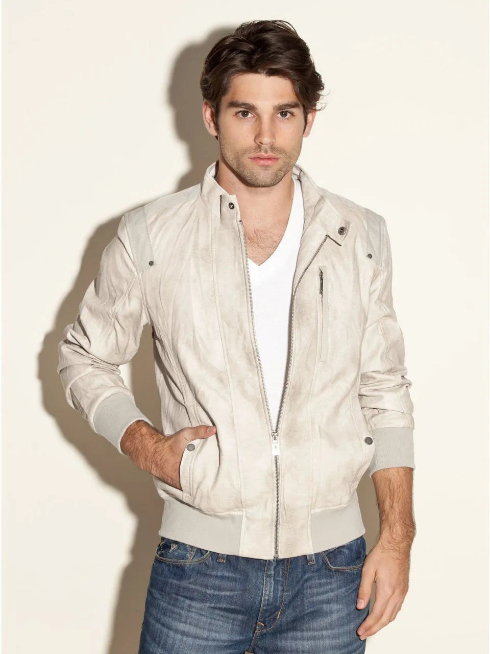 Modas y Modelos: Guess - Ropa para Hombre Primavera Verano 2012 ...