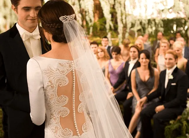 Modatime: Bella Swan y SU VESTIDO DE NOVIA!!!