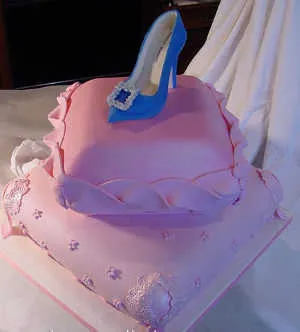 Modelos de tortas para una fiesta de 15 al estilo princesa | Chica ...