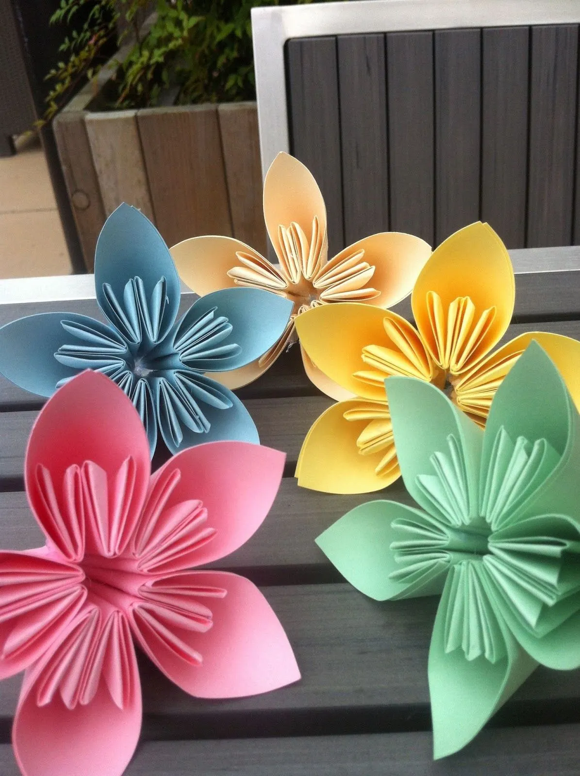 Momentips: DIY #6: Flores de papel