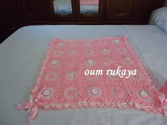 Mon Univers Coloré: Couverture bébé au crochet