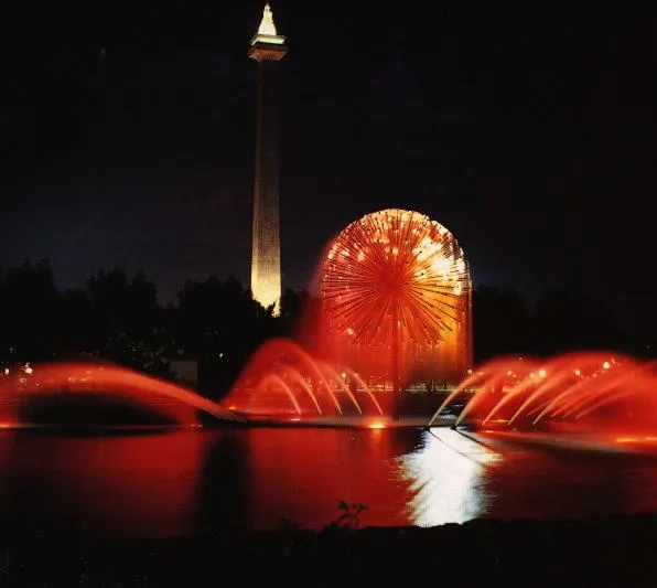 MONAS" Monumen Nasional