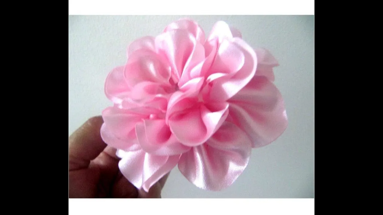Moños para el cabello en cintas rosas crespas paso a paso - YouTube