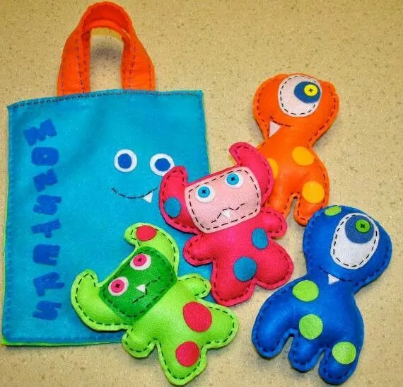 Monstruos de fieltro | cumple monstruo | Pinterest | Activity Bags ...