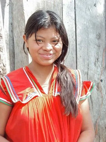 Muchacha bonita - Pretty girl; Guadalupe, Cerro Punta, Chiriquí ...