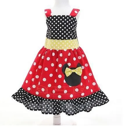 Muchachas lindas de los vestidos sin mangas polka dot cartoo ...