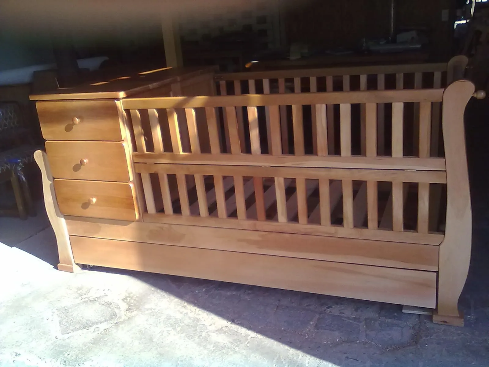 Muebles Kotue": Cuna Cuja Múltiple con Nido