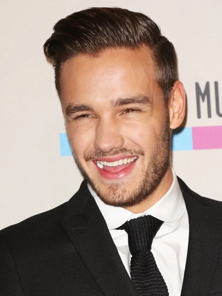 Muérdeme (Liam Payne) HOT Prólogo - Wattpad