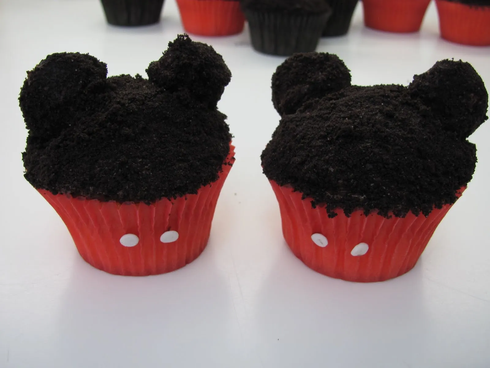 Momma's Playground: Mickey Mouse Cupcakes