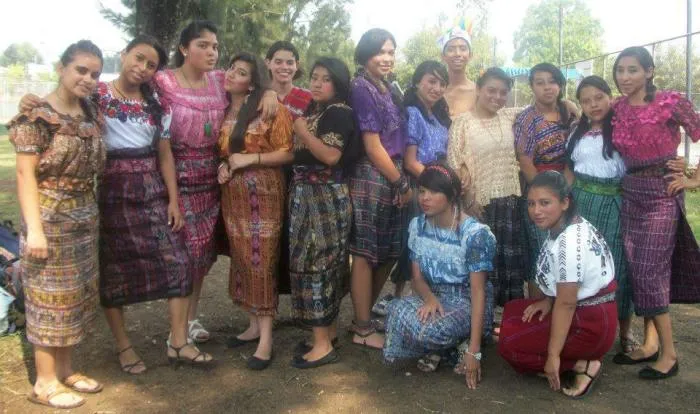 mujeres-mayas.jpg