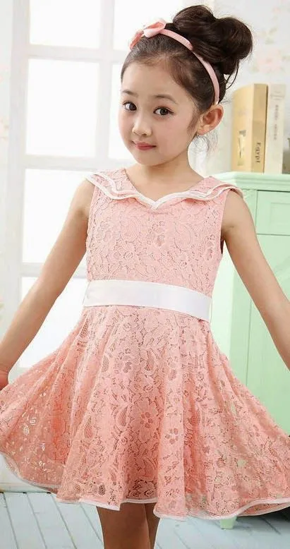 Multinotas: Vestidos de Encaje, Niñas